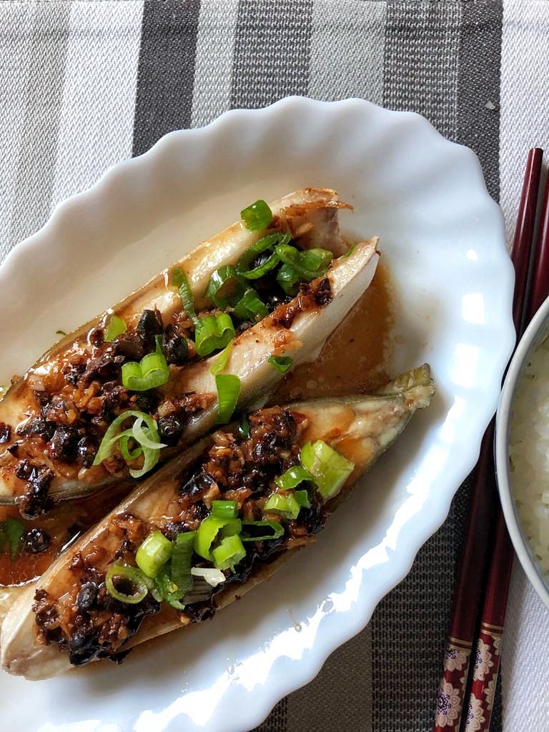 Chinese Steamed Fish With Black Bean Sauce