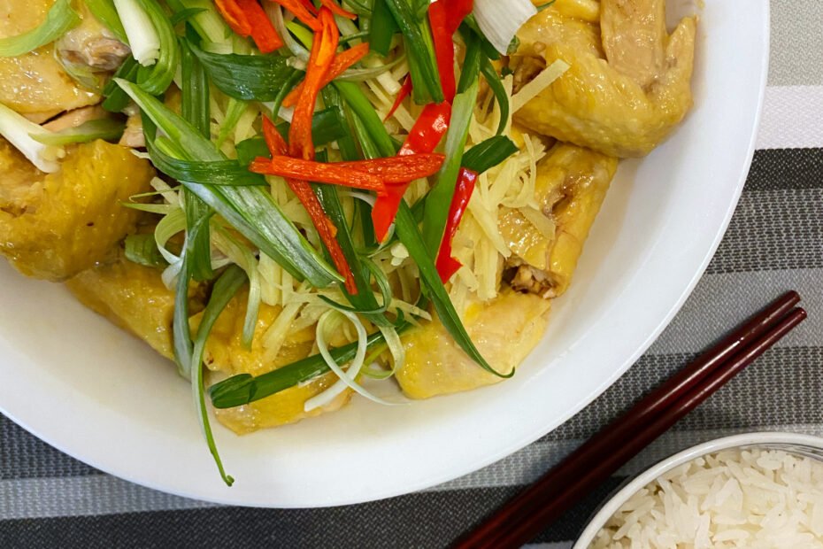 Steamed Chicken With Ginger And Green Onions