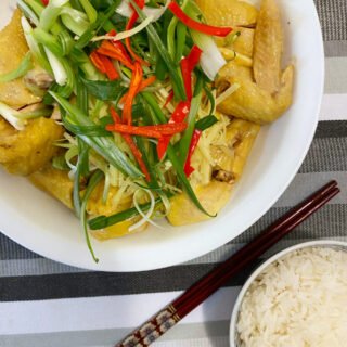 Steamed Chicken With Ginger And Green Onions